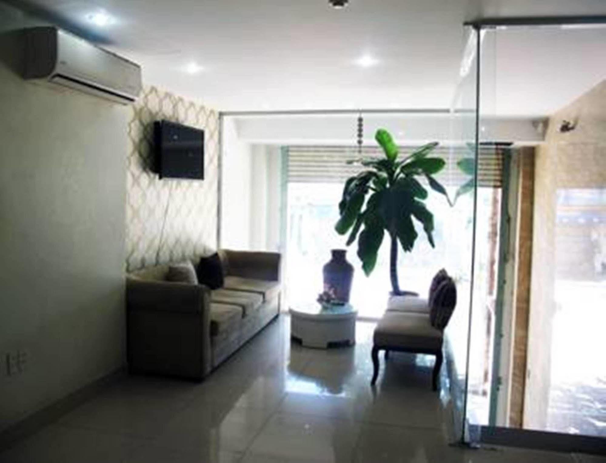 Quoc Thien Hotel Da Nang Exterior photo