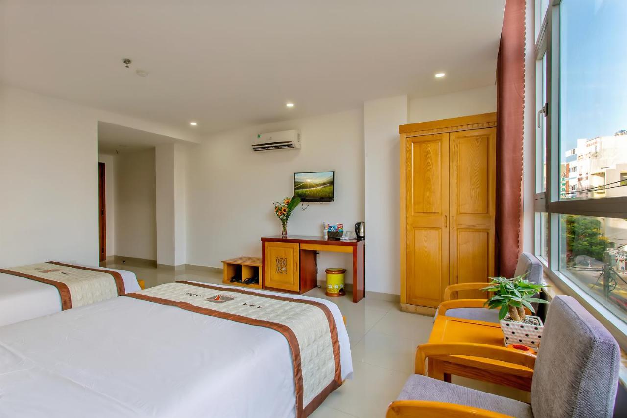 Quoc Thien Hotel Da Nang Exterior photo